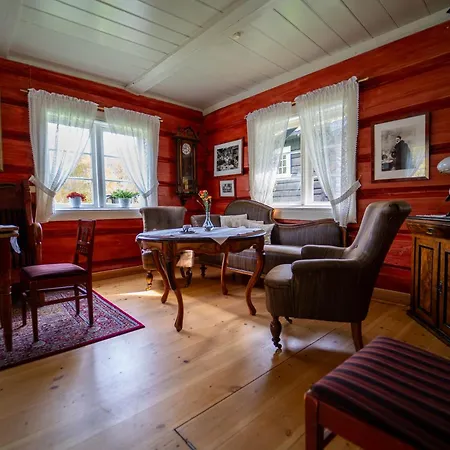 فندق Roisheim & Skysstasjon لوم