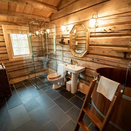 فندق Roisheim & Skysstasjon *