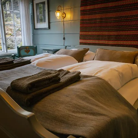 Hotel Roisheim & Skysstasjon *