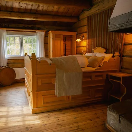 Hotel Roisheim & Skysstasjon Lom