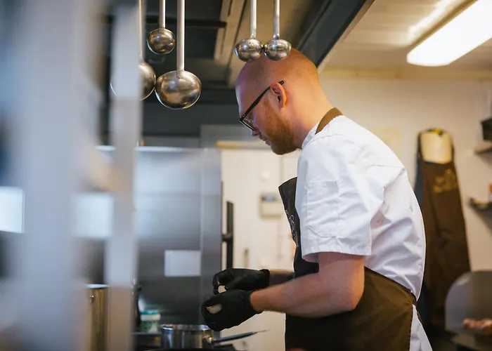 Roisheim & Skysstasjon Hotel