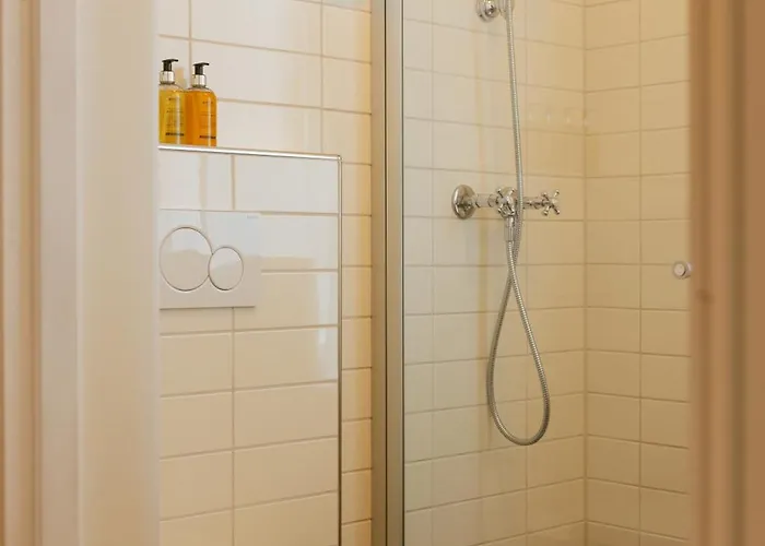 Roisheim & Skysstasjon Hotel *